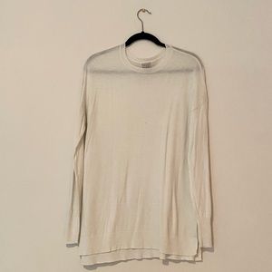 white long sleeve breathable sweater